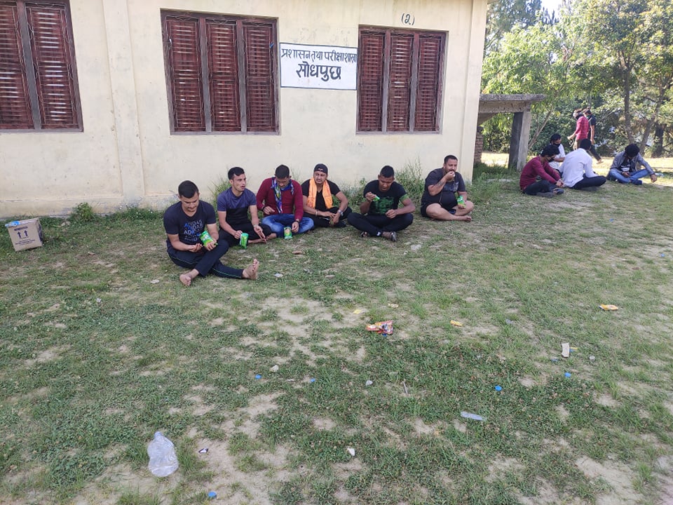 भारतका विविन्न सहरबाट डडेल्धुराको क्वारेन्टाइनमा पुगेका स्थानीय